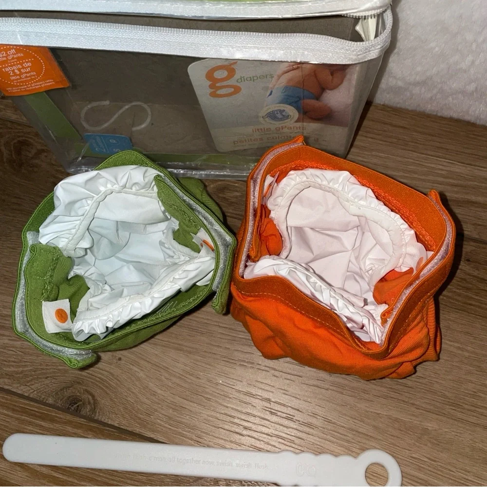 gDiapers Green & Orange Little gPants Small 8-14lbs